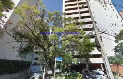 Conjunto comercial 110m², 02 banheiros e 02 vagas na garagem.  condomínio com recepção e segurança 24hrs.  excelente localização entre as ruas japão,