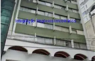 Condomínio com portaria e segurança 24hrs.   excelente localização á 7 minutos andando para a estação do metrô higienópolis-mackenzie;
