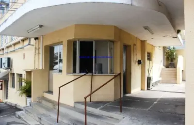 Galpão 6.203,00m², 06 banheiros e 08 vagas na garagem. para locação (6.203m²) e venda (9.230m²).   excelente localização
