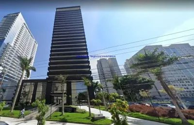 Conjunto comercial 211m², 07 banheiros e 12 vagas na garagem.   condomínio com recepção e segurança 24hrs.  excelente localização entre as ruas inhaúm