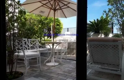 Apartamento cobertura 432m², 04 dormitórios (sendo 02 suítes), 05 banheiros e 04 vagas na garagem.   condomínio com portaria, segurança 24hrs, piscina