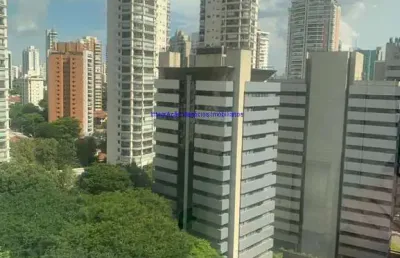Conjunto comercial 36m², 01 banheiro e 01 vaga na garagem.  condomínio com recepção e segurança 24hrs.  excelente localização