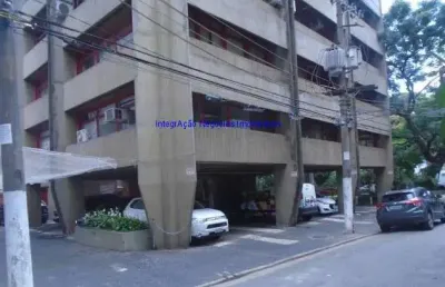 Condomínio com portaria e segurança 24hrs.  excelente localização entre as ruas japão, itacema e antônio felício.