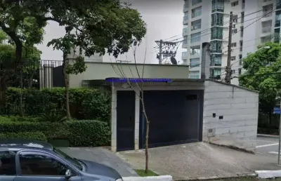Sobrado comercial 350m³, 06 salas, 06 banheiros e 08 vagas na garagem..  excelente localização entre as ruas antônio de macedo soares, volta redonda.