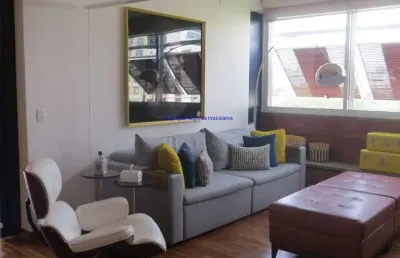 Apartamento loft 132m², 01 dormitório (sendo suíte/ closet , 02 banheiros e 01 vaga na garagem.  condomínio com segurança e portaria.