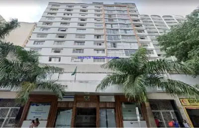 Apartamento 71m² 2 dormitórios, 2 banheiros. sala ampla, cozinha em l, área de serviço com armário embutido, 2 entradas sendo uma social