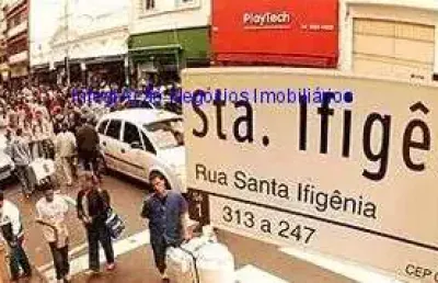 Loja 150mq  com 80 mq no primeiro piso e 70mq no segundo e 01 banheiro.  ótima localização fica entre as ruas santa ifigênia, rua dos andradas
