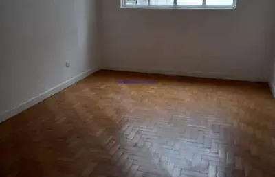 Apartamento 80m², 02 dormitórios e 02 banheiros.   condomínio com portaria.  excelente localização entre as ruas dona antônia de queirós, frei caneca