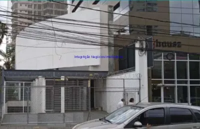 Loja 481m², 04 banheiros e 12 vagas na garagem.  excelente localização entre as ruas henrique schaumann, francisco leitão e artur de azevedo; próximo