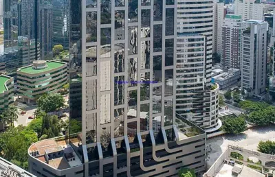 Conjunto comercial 108,31m², 02 banheiros e 03 vagas de garagem.   condomínio com recepção, segurança 24hrs, lobby e ar condicionado.