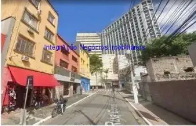 Prédio comercial 1.000m²; possui 2 andares com 06 salas e 07 banheiros; imóvel possui entrada em duas ruas!.  excelente localização