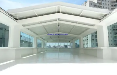 Prédio comercial , área total construida 5.492,29 m², recepção com 105 m², dois elevadores, banheiros masculino, feminino e pne,