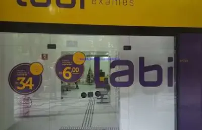 Loja 399,60m², loja com 107,20m², mezanino com 80, 70m², subsolo com 211,70m², totalmente reformado, em estado de nova, piso frio.