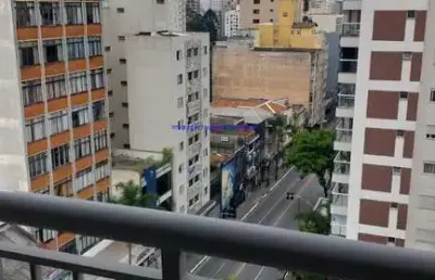 Condomínio com portaria 24hrs, churrasqueira, sauna, espaço gourmet na área comum, salão de festas e piscina.  excelente localização