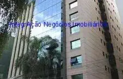 Conjunto comercial 150m², 02 banheiros e 02 vagas de garagem.  condomínio com portaria e recepção.  excelente localização