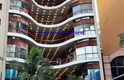 Condomínio com  segurança.  excelente localização entre as ruas conselheiro crispiniano, vinte e quatro de maio e avenida ipiranga; próximo da estação