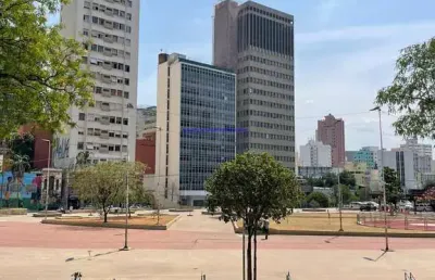 Apartamento studio 45m², 1 dormitório e 1 banheiro.  condomínio com portaria e segurança.  ótima localização entre as ruas da consolação