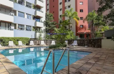 Apartamento 42m², 01 dormitório, 01 banheiro e 01 vaga na garagem.  condomínio com portaria 24hrs, piscina, academia e salão de festa.  excelente loca