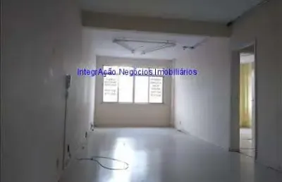 Sala comercial  118,49 m², 04 salas, 02 banheiros, sem vaga de garagem.   excelente localização.   todas as informações aqui anunciadas são fornecidas