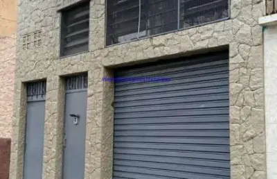 Galpão 240m², 02 banheiros e 01 vaga na garagem.  excelente localização entre as ruas conselheiro carrão, rui barbosa e manuel dutra