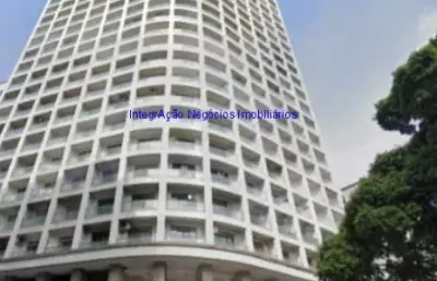 Conjunto comercial 89m², 03 salas e 02 banheiros  condomínio com segurança e portaria.  excelente localização