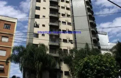 Condomínio com portaria, segurança 24 horas,  piscina aquecida, churrasqueira, playground, sala de ginástica, salão de festa, salão de jogos, academia