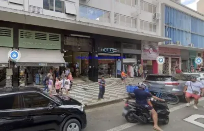 Loja 35m² e 01 banheiro.  excelente localização, á 3 minutos andando para a estação do metrô são bento; entre as ruas cavalheiro basílio jafet, barão