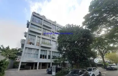 Prédio 4.114m² m², 10 banheiros e 24 vagas na garagem.  excelente localização entre as ruas purpurina, fidalga e wisard.