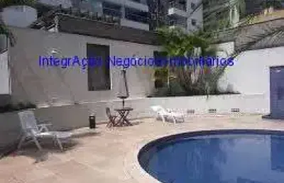 Condomínio com portaria, segurança 24hrs, piscina, sauna, churrasqueira, lounge, jardim, salao de festas com copa e lavanderia coletiva.