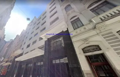 Conjunto comercial 365m², 02 banheiros.  excelente localização entre as ruas do comercio, quinze de novembro e quitanda.   todas as informações