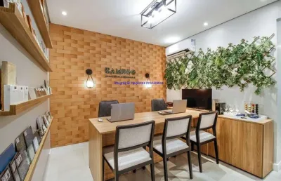 Conjunto comercial 76m², 02 salas, 01 copa e 01 banheiro.  condomínio com recepção.  excelente localização á 6 minutos andando para a estação do metrô