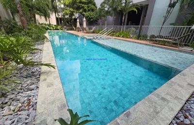 Apartamento studio 37m² e 01 dormitório.  condomínio com portaria, segurança, piscina e academia.  excelente localização