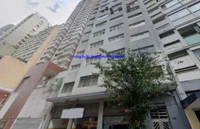 Conjunto comercial 76m², 01 sala e 01 banheiro.  condomínio com recepção e segurança.  excelente localização á 4 minutos andando para a estação