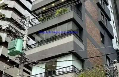 Apartamento studio mobiliado 25m²,  01 dormitório e 01 banheiro.   condomínio com portaria, segurança e academia.  excelente localização