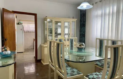 Casa com 3 quartos à venda na Rua Abrahão Calux, --, Vila Moinho Velho, São Paulo