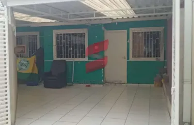 Casa em condomínio fechado com 3 quartos à venda na rua manoel alves teixeira, 392, vila ipanema, piraquara, 88 m2 por r$ 239.000