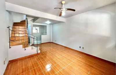 Casa com 2 quartos à venda na Rua Treze de Maio, Rio Branco, Canoas