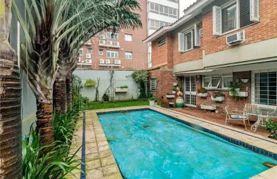 Casa para venda no bairro boa vista em porto alegre