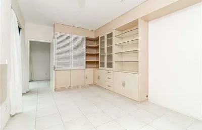 Sala para venda no bairro auxiliadora em porto alegre