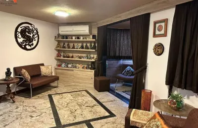 Cobertura triplex no bairro de batista campos com vista pra baía! área privativa de 430m². 2 vagas de garagem.