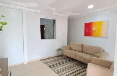 -cop 30 - casa de 2 pavimentos com 2 suítes na avenida duque de caxias! -área total de  160m². -01 vaga de garagem.