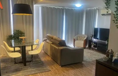 -cop 30 - apartamento duplex todo mobiliado com 2 quartos no edifício josué freire! -área privativa de 70m² - 6° andar. -01 vaga de garagem.