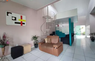 -cop 30 - casa térrea com 3 quartos no condomínio san remo! -área privativa de 174,90m². -02 vagas de garagem.
