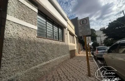 Casa com 2 quartos à venda no Centro, Bauru 