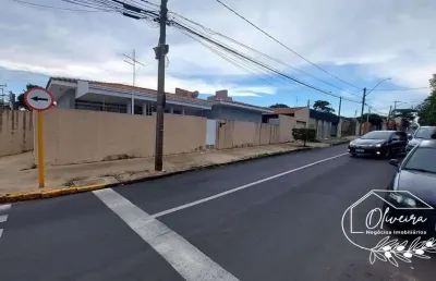 Casa comercial para alugar na Vila Santa Izabel, Bauru 