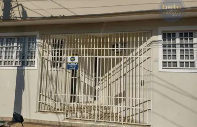 Casa comercial com 6 salas para alugar na Rua Capitão Sílvio Fleming, Centro, Itu