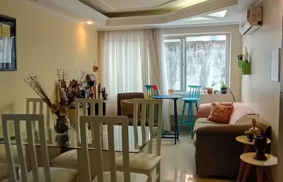 Lindo apartartamento 2/4 decorado, porcelanato próximo a tudo