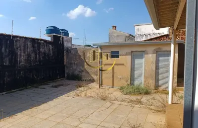 Casa à venda em americana-sp, bairro cidade jardim ii: 3 quartos, 2 salas, 1 banheiro, 4 vagas de garagem.