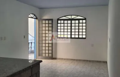 Casa à venda na Vila Popular, Várzea Paulista 