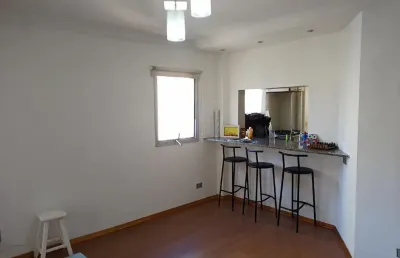 Apartamento em andar alto próximo ao metrô praça da árvore